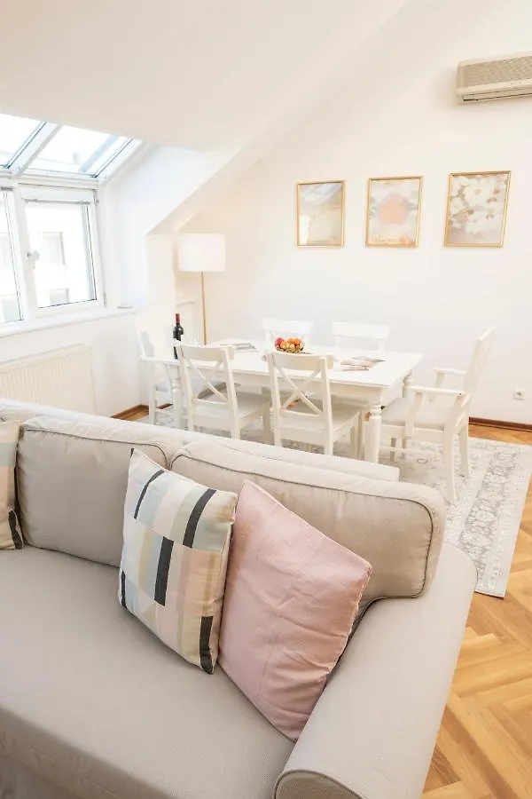 Appartamento Penthouse Staatsoper Vienna Austria