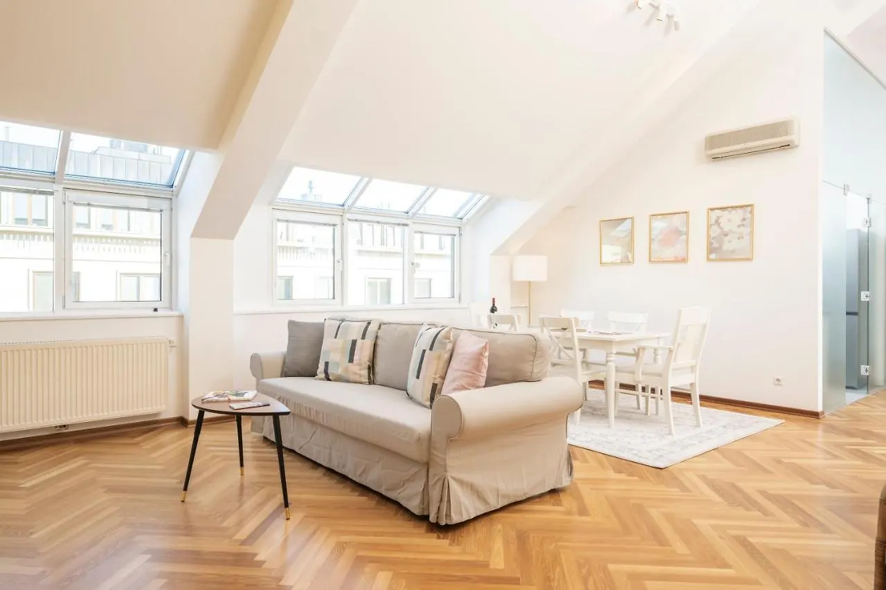 Penthouse Staatsoper Apartment Vienna 0*,  Austria