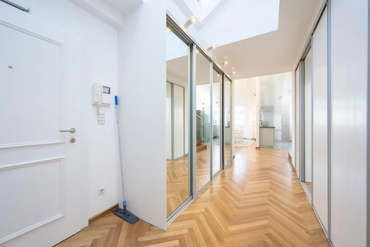 Penthouse Staatsoper Apartment Vienna