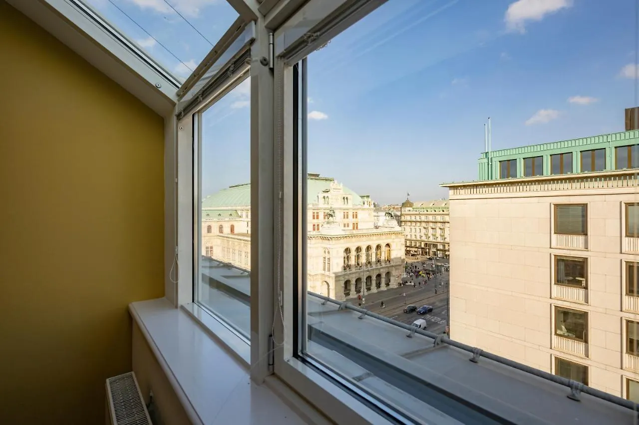 Penthouse Staatsoper Apartment Vienna