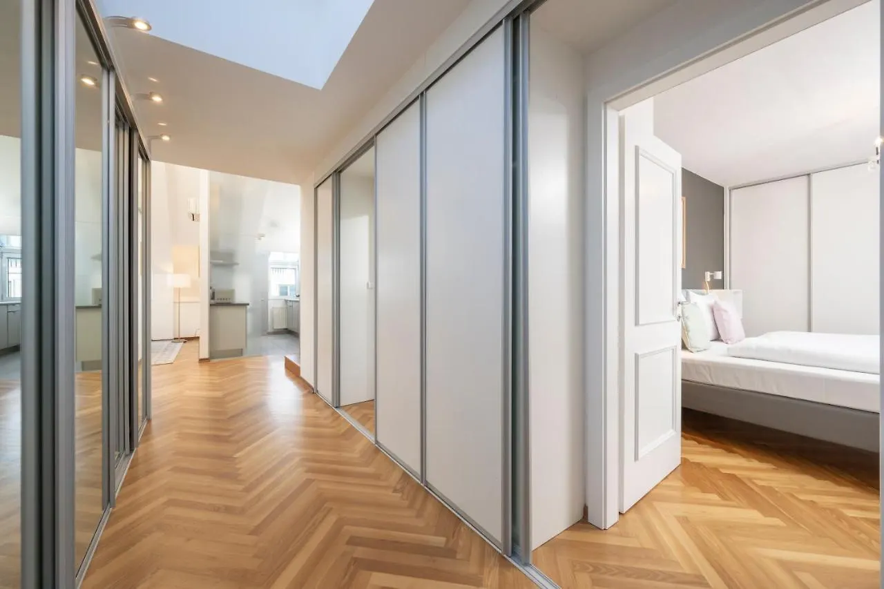 Penthouse Staatsoper contacts